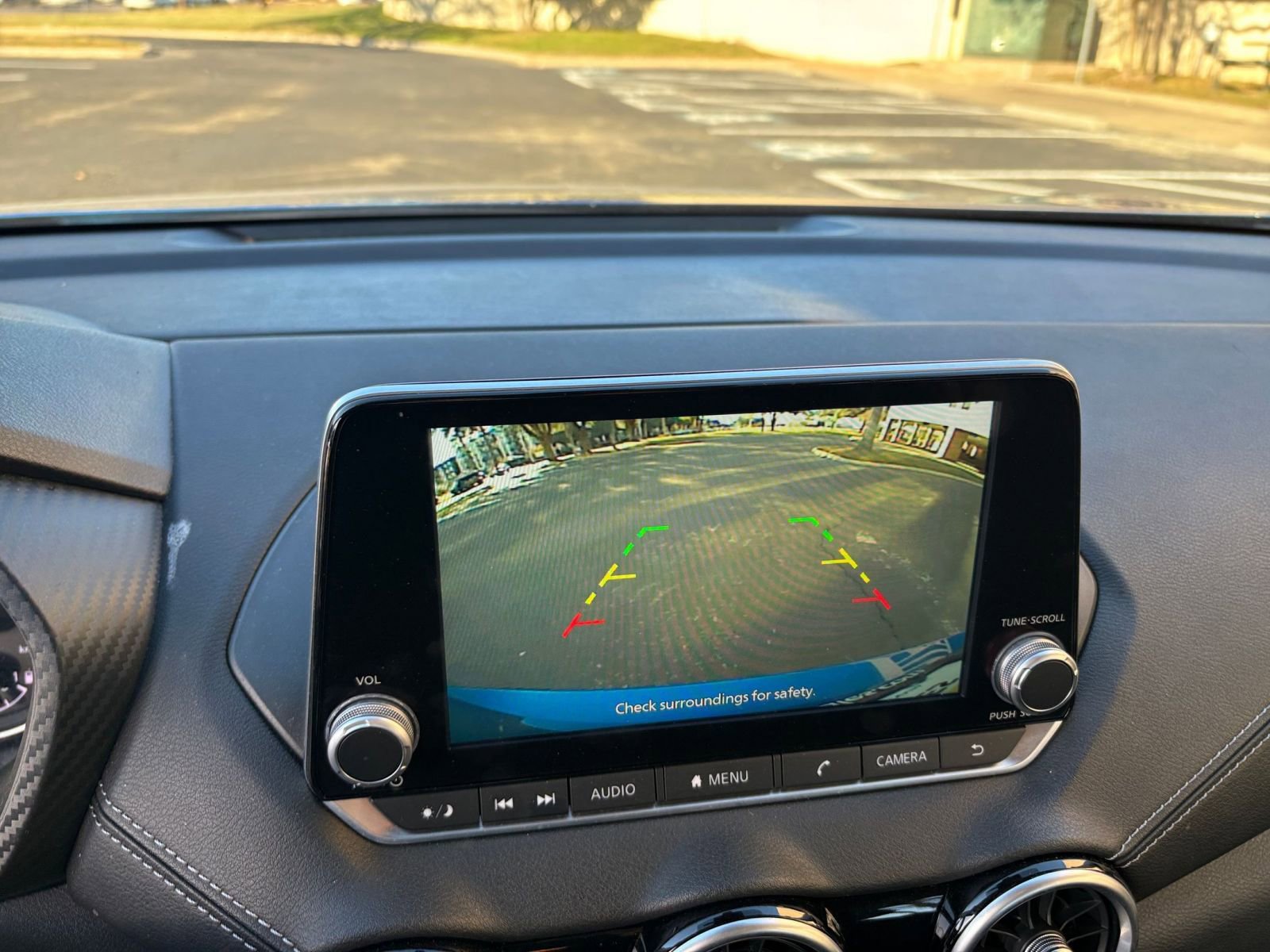 Used 2025 Nissan Sentra SV image 17