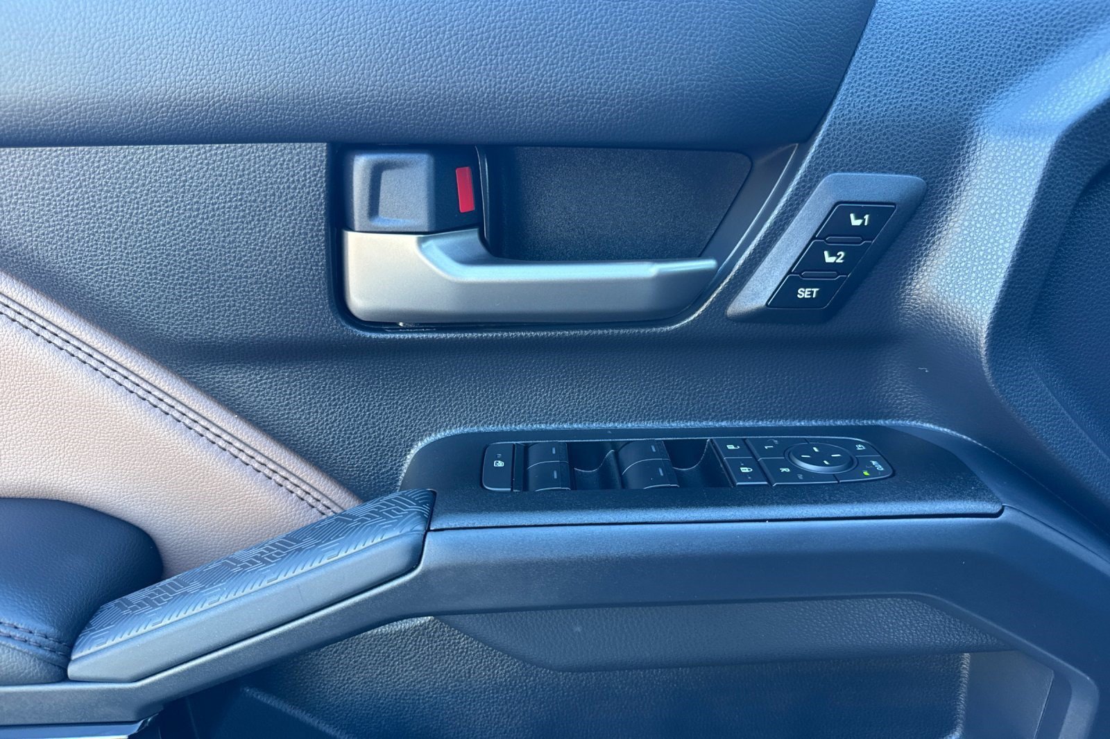 New 2026 Toyota 4Runner Limited AWD/4WD image 13