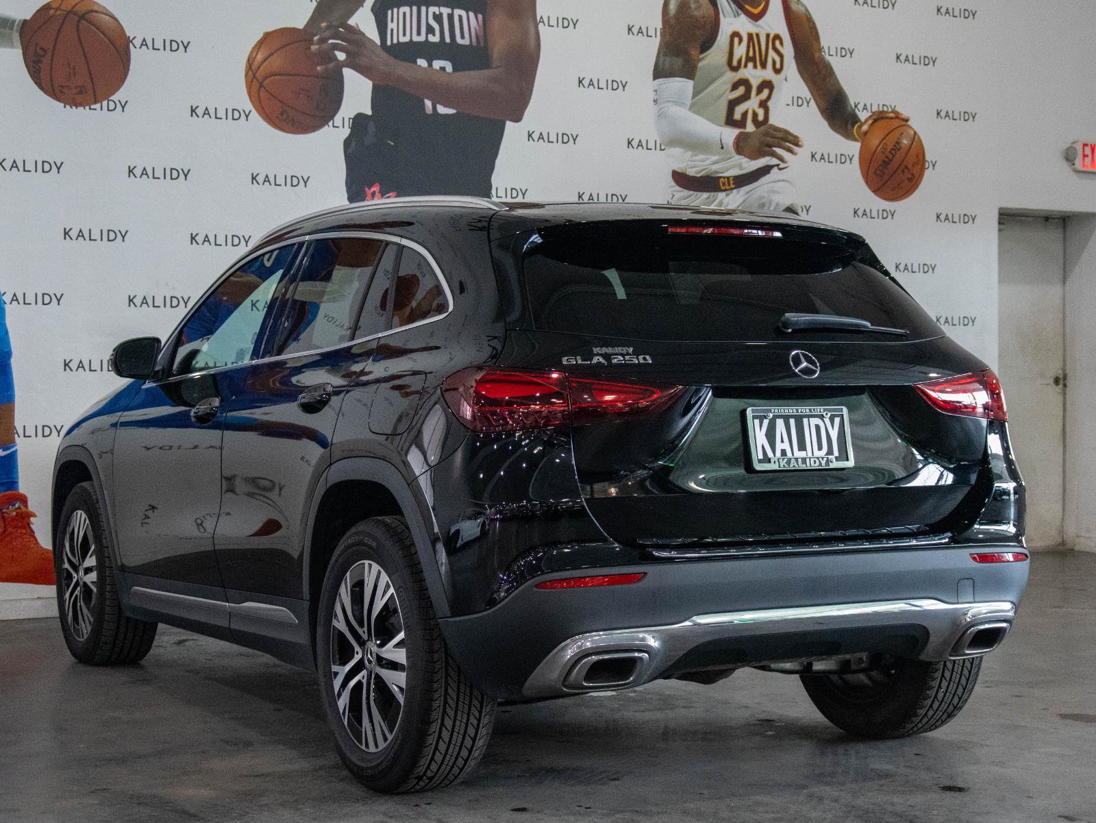 Used 2025 Mercedes-Benz GLA 250 image 21