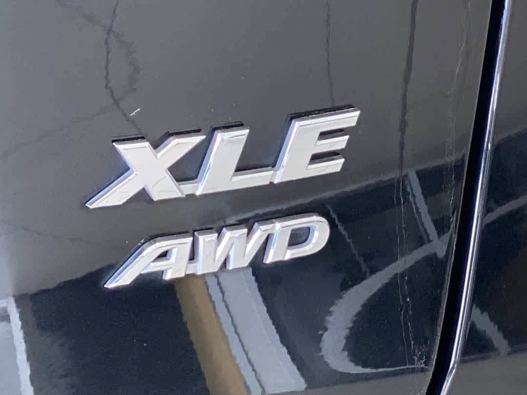 Used 2024 Toyota RAV4 XLE w/ Convenience Package AWD/4WD image 12