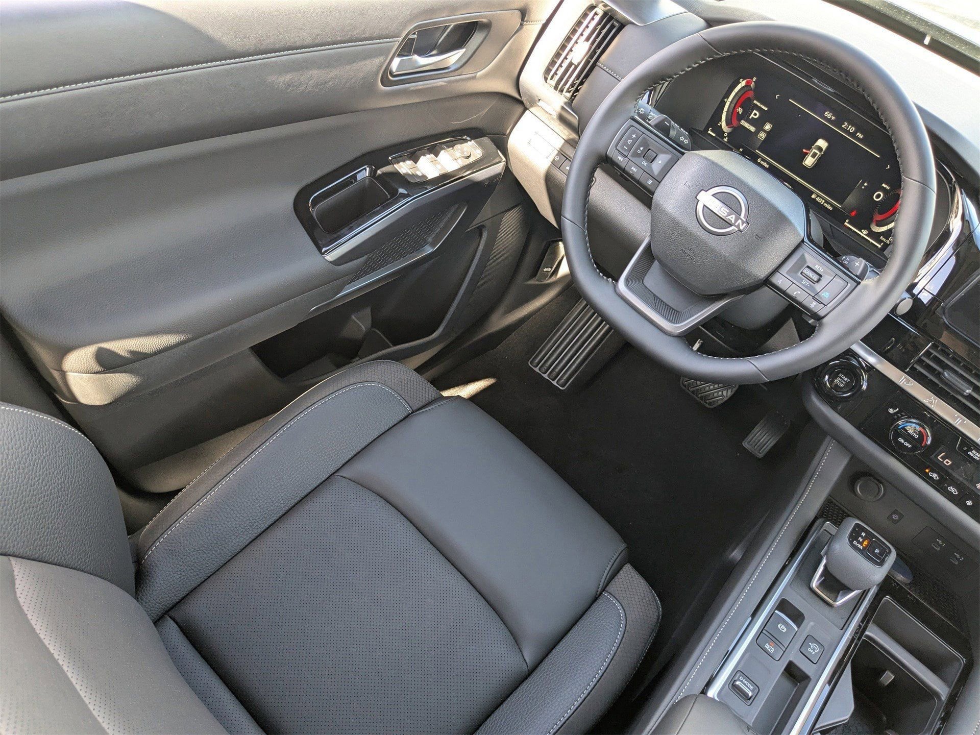 New 2026 Nissan Pathfinder SL image 20