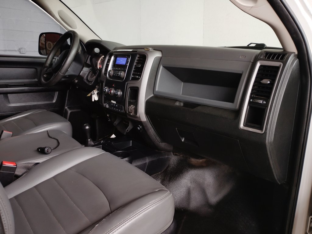Used 2015 RAM 5500 Tradesman w/ Cold Weather Group AWD/4WD image 13