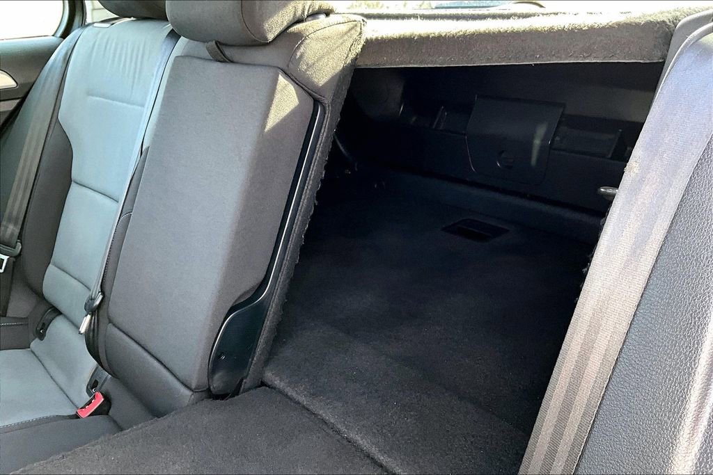 Used 2016 Volkswagen e-Golf SE w/ DC Fast Charging Package image 34