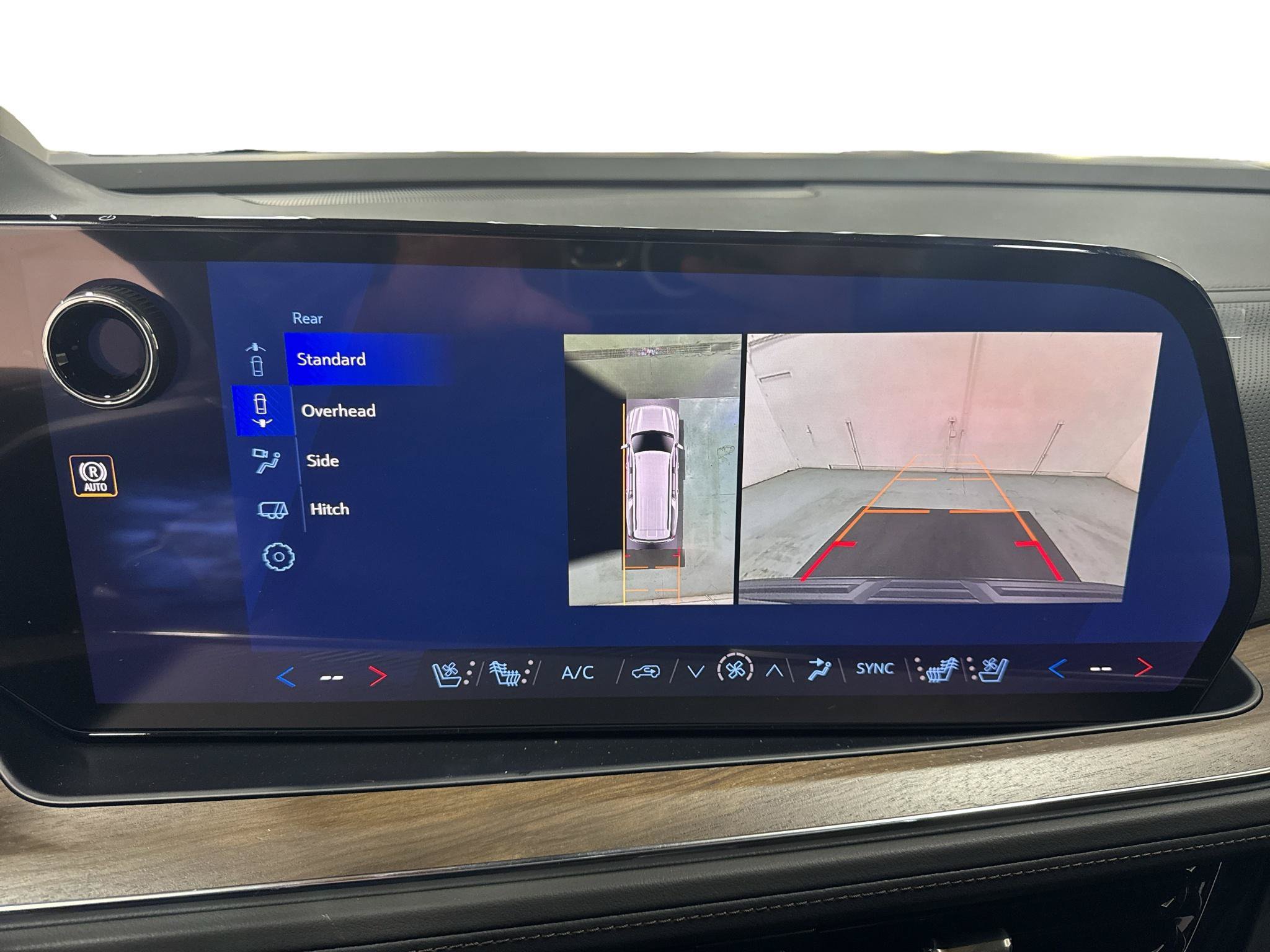 New 2027 Chevrolet Suburban High Country AWD/4WD image 22