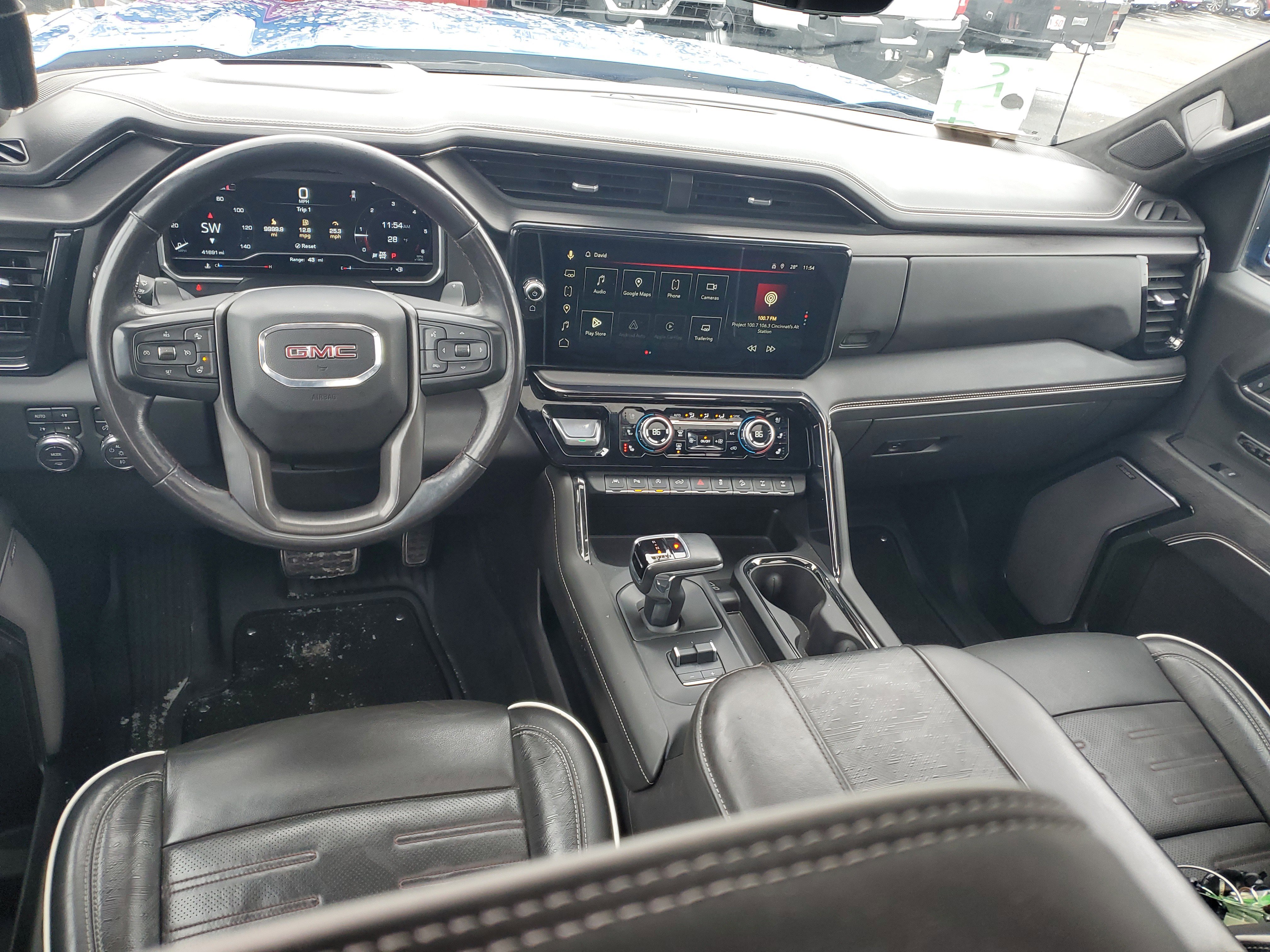 Used 2024 GMC Sierra 1500 AT4X image 11