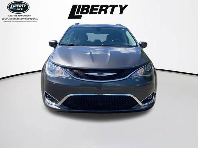 Used 2019 Chrysler Pacifica Touring-L Plus w/ Tire & Wheel Group FWD image 6
