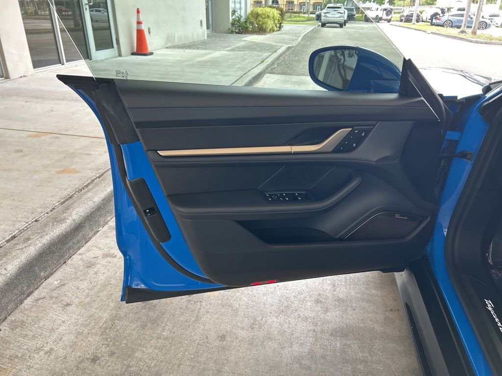 Used 2022 Porsche Taycan Turbo S w/ Premium Package image 42