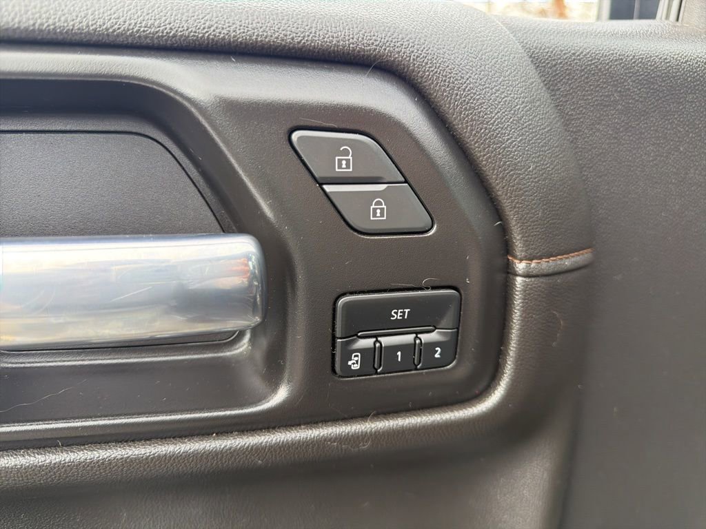 Used 2021 GMC Sierra 1500 AT4 w/ AT4 Value Package image 20