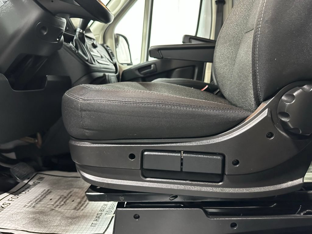 Used 2022 RAM ProMaster 3500 w/ Premium Convenience Group (B) FWD image 12