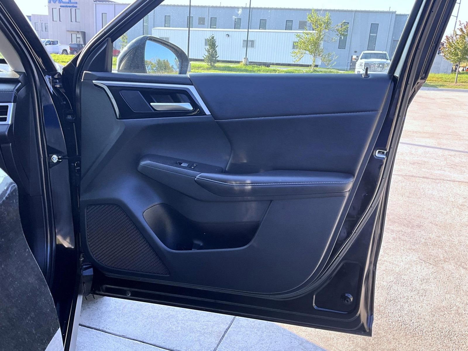 Used 2022 Mitsubishi Outlander SE image 17