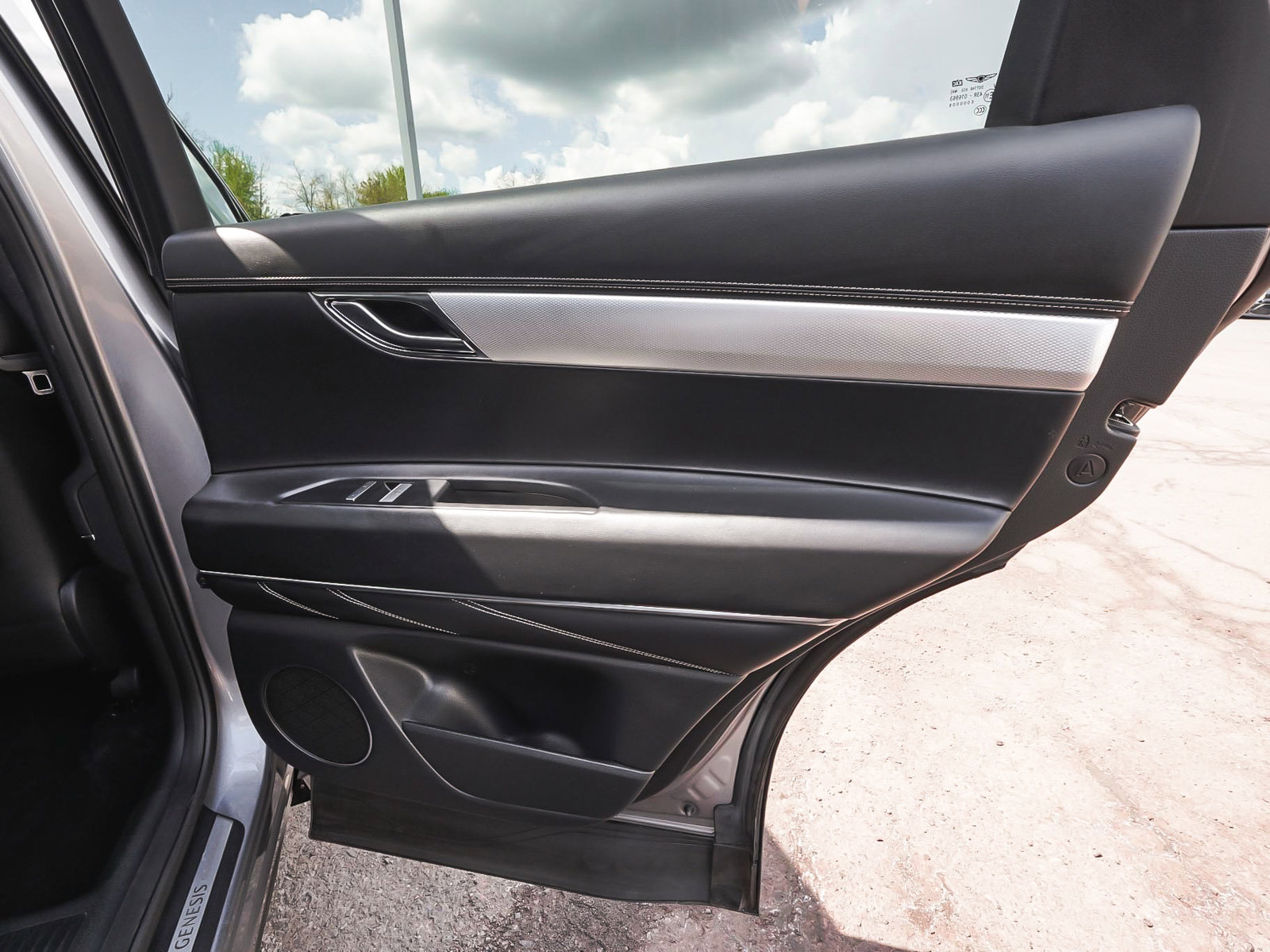 Used 2021 Genesis GV80 2.5T Select AWD/4WD image 12