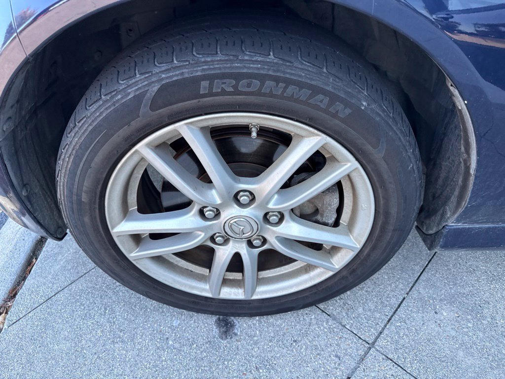 Used 2012 MAZDA MX-5 Miata Sport RWD image 17