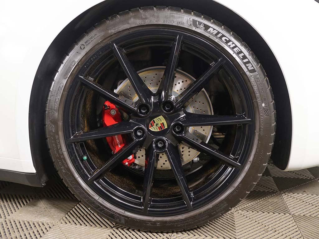 Used 2024 Porsche 911 Carrera S image 16