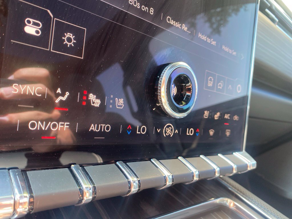 Used 2025 GMC Sierra EV Denali AWD/4WD image 42