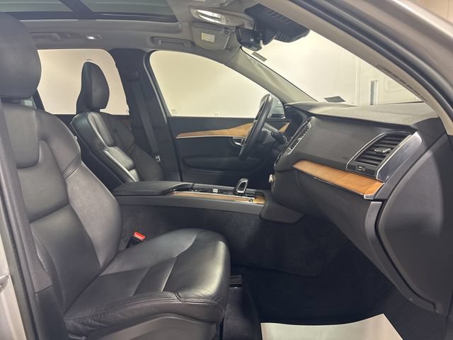 Used 2023 Volvo XC90 B6 Core w/ Protection Package Premier AWD/4WD image 29
