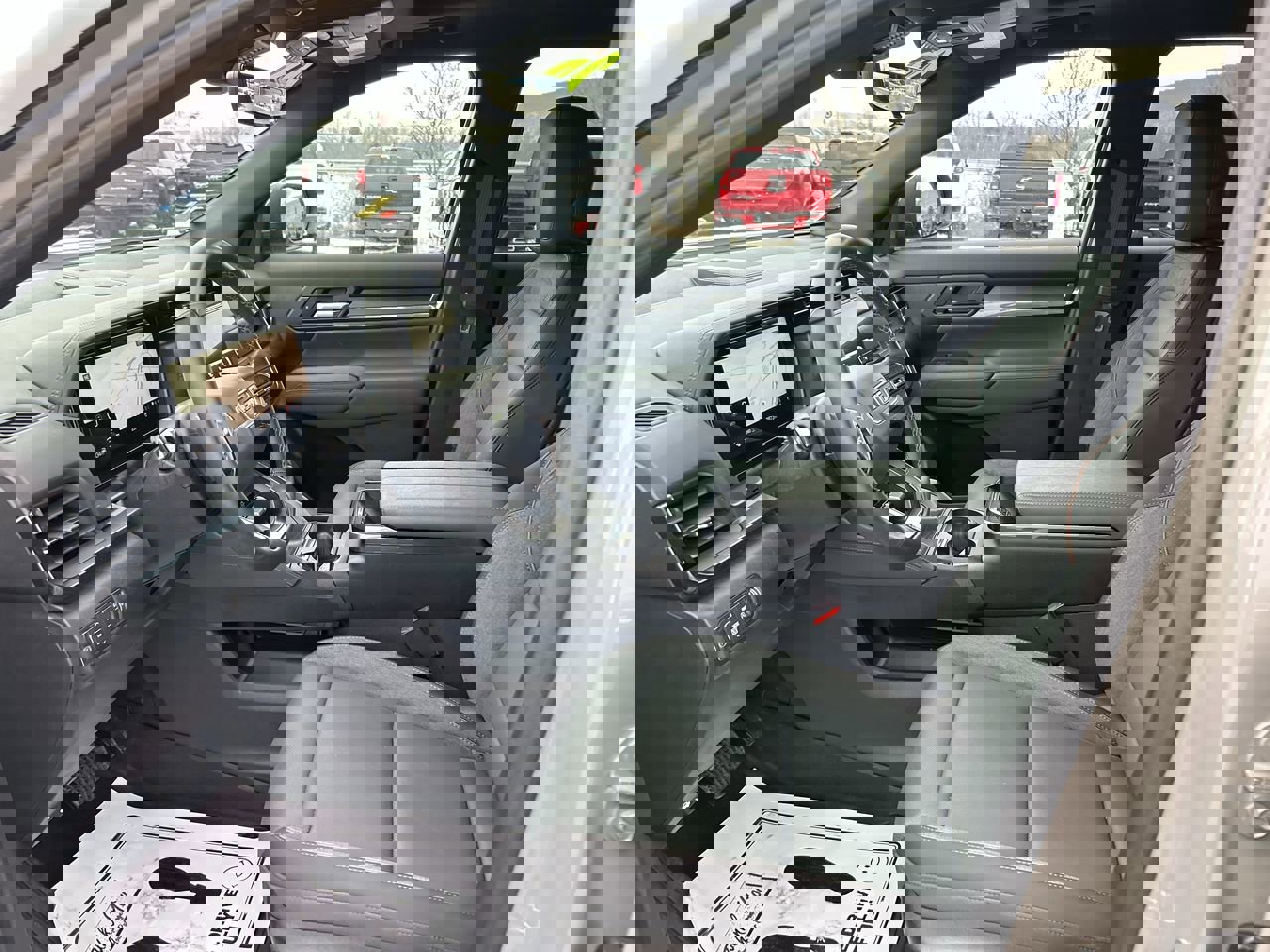 Used 2026 GMC Terrain AT4 w/ Convenience Package III image 22