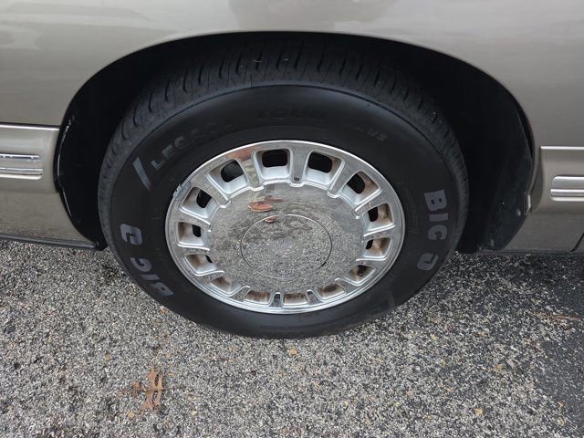 Used 1999 Cadillac De Ville w/ Comfort/Convenience Pkg FWD image 10