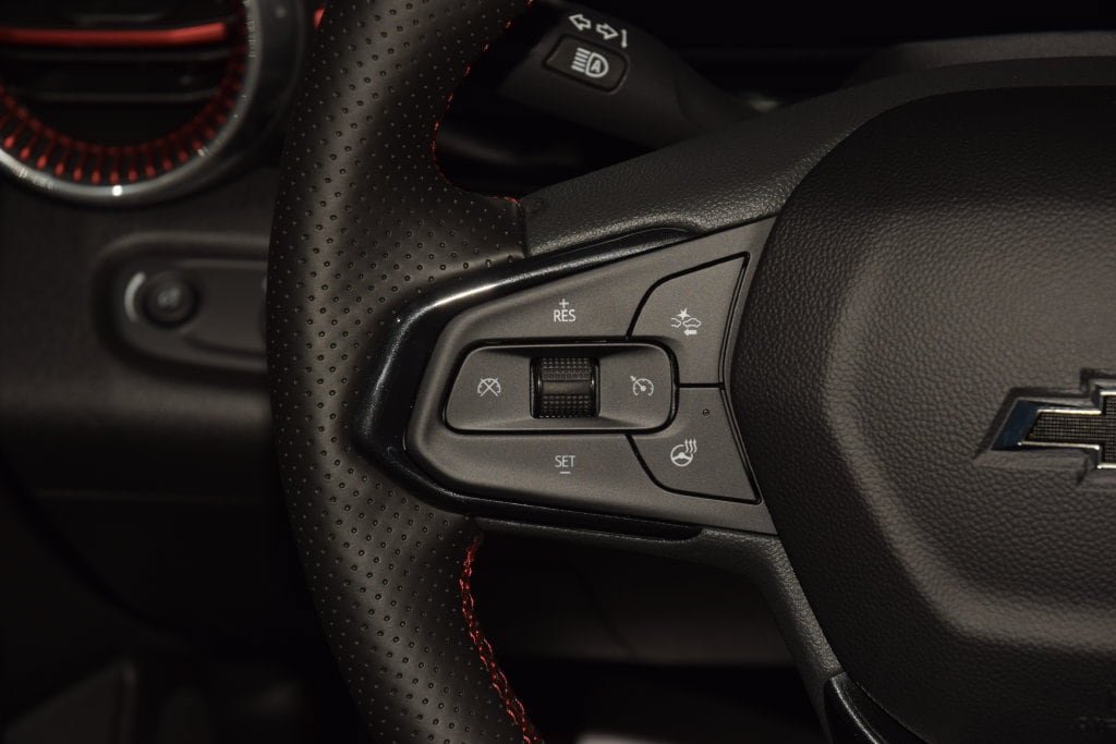 New 2026 Chevrolet Trax RS w/ Sunroof Package FWD image 36