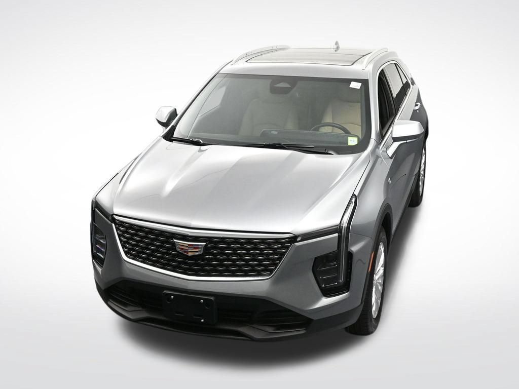 Used 2024 Cadillac XT4 Luxury w/ Cold Weather Package AWD/4WD image 23