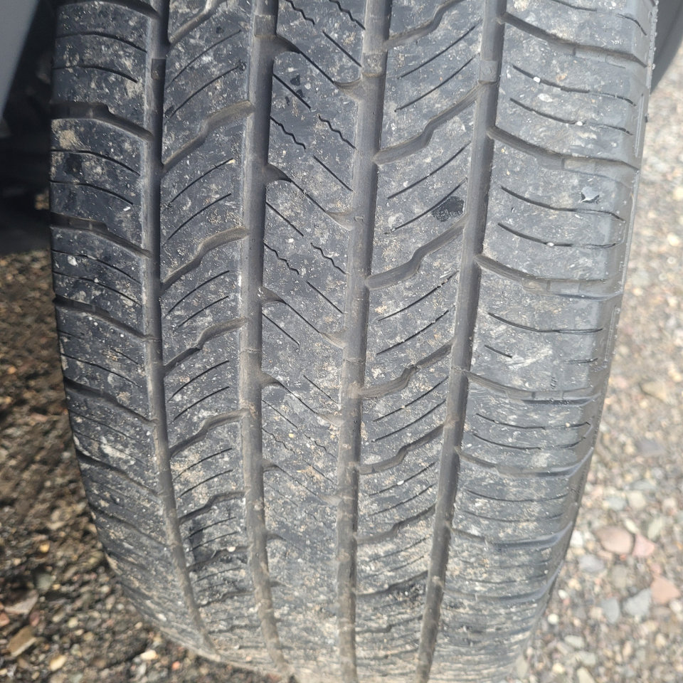 Used 2022 Volkswagen Tiguan SE image 47