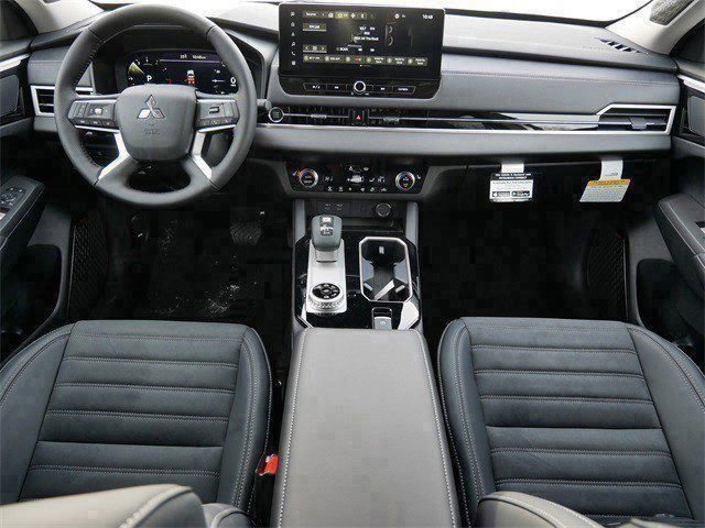 New 2026 Mitsubishi Outlander SE image 7