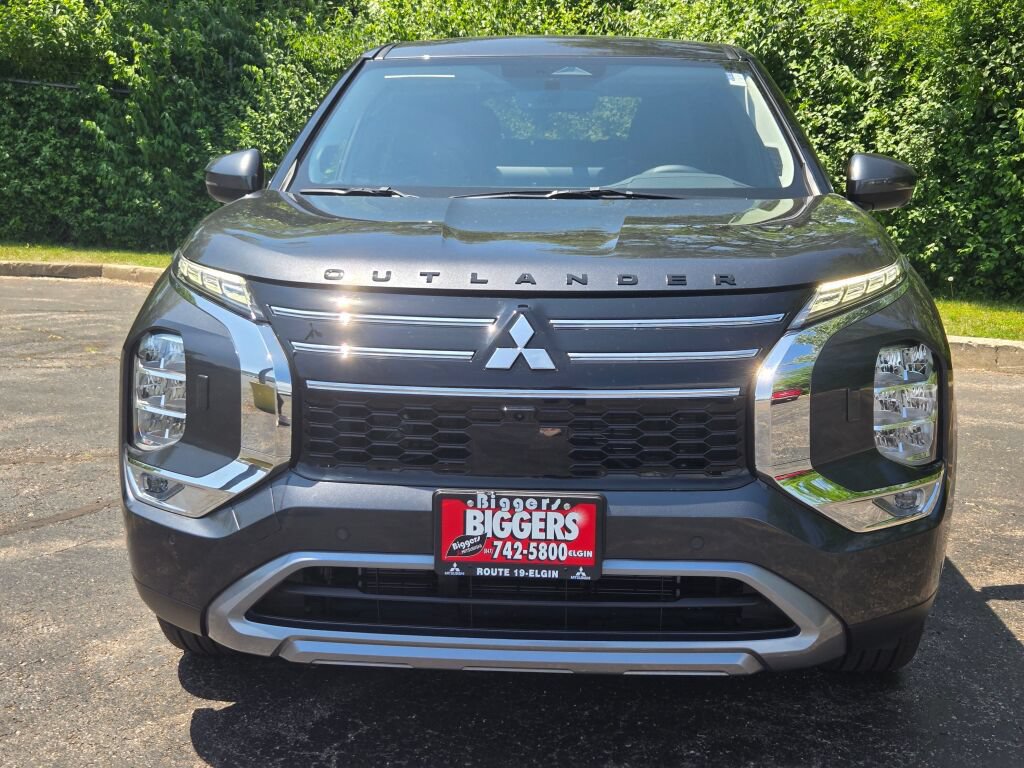 New 2026 Mitsubishi Outlander SE AWD/4WD image 2