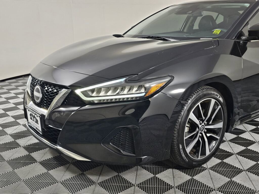 Used 2023 Nissan Maxima SV w/ Floor Mat Group image 10