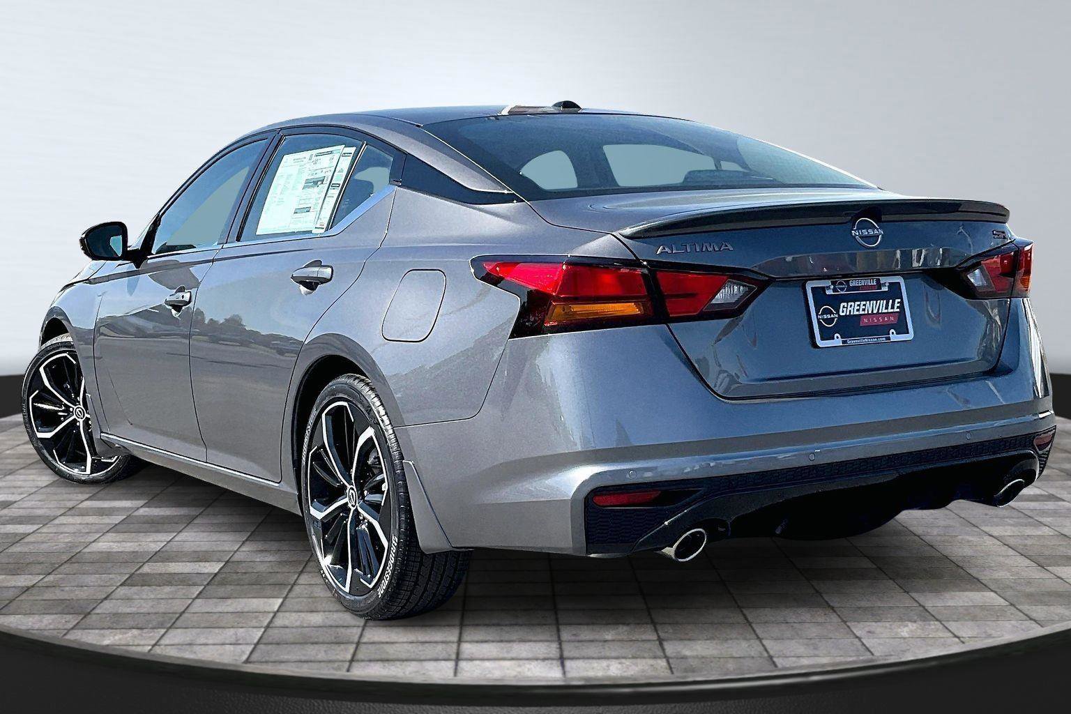 New 2026 Nissan Altima 2.5 SR image 4