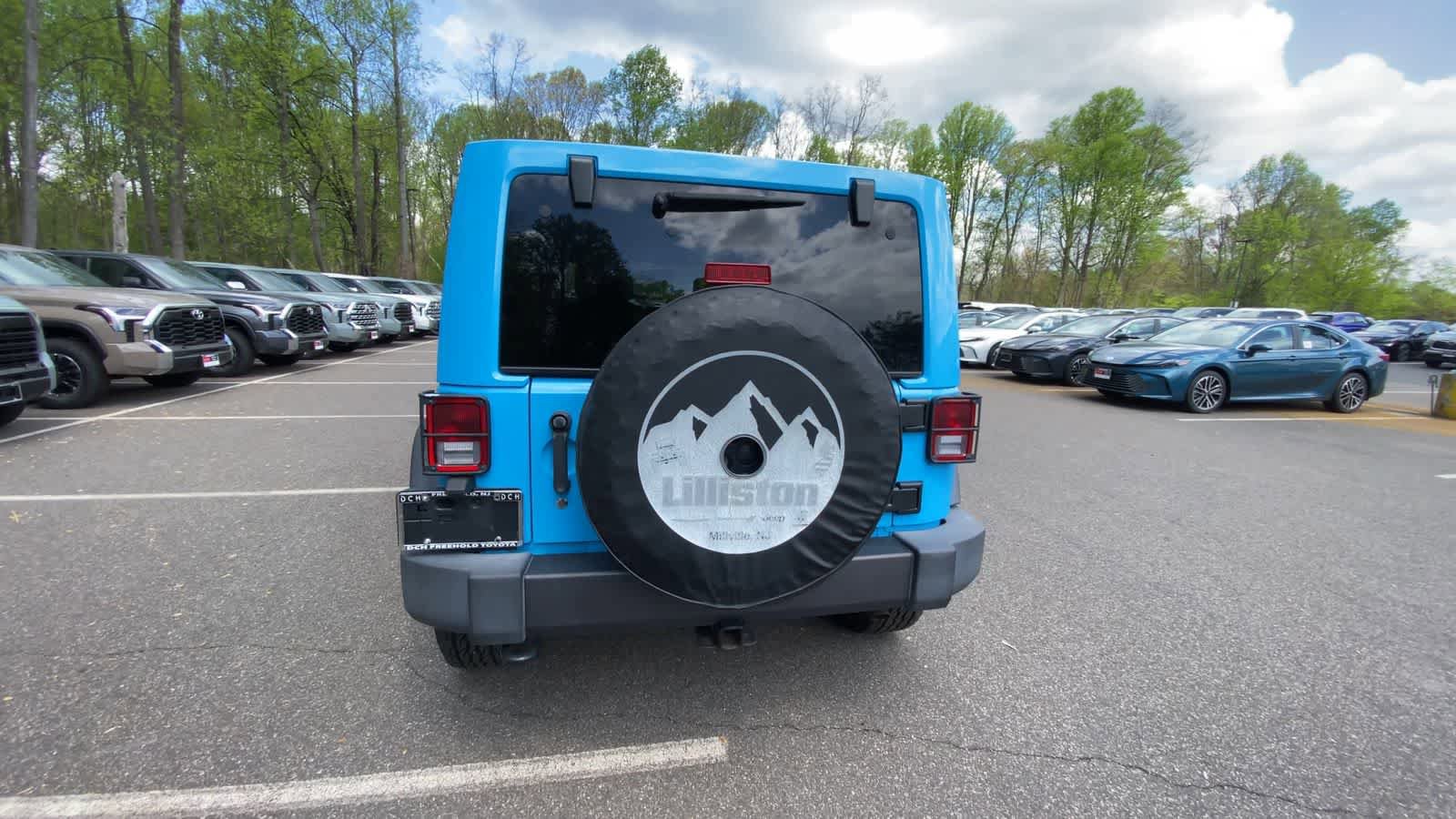 Used 2017 Jeep Wrangler Unlimited Sport AWD/4WD image 12