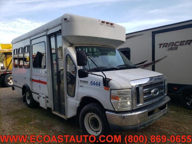 Used 2011 Ford E-350 and Econoline 350 Super Duty w/ Shuttle Bus Prep Pkg RWD image 1