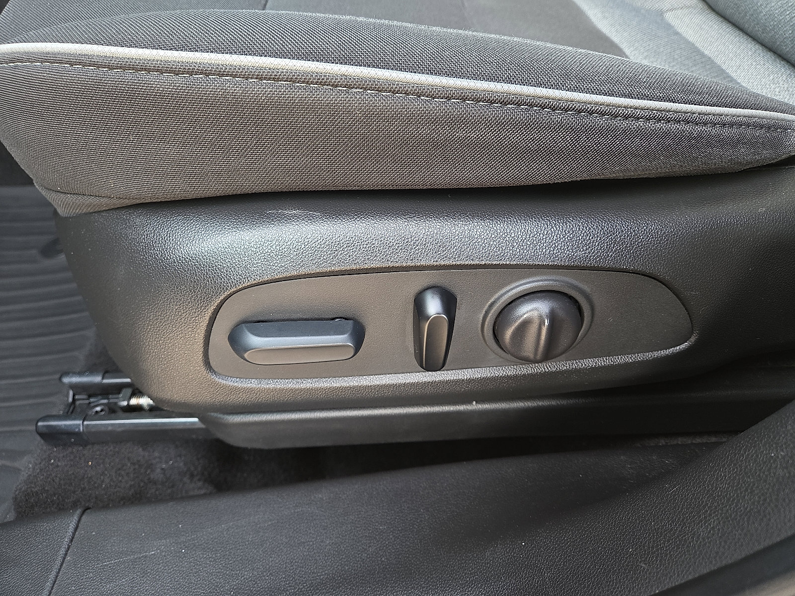 Used 2023 Chevrolet TrailBlazer LT image 11