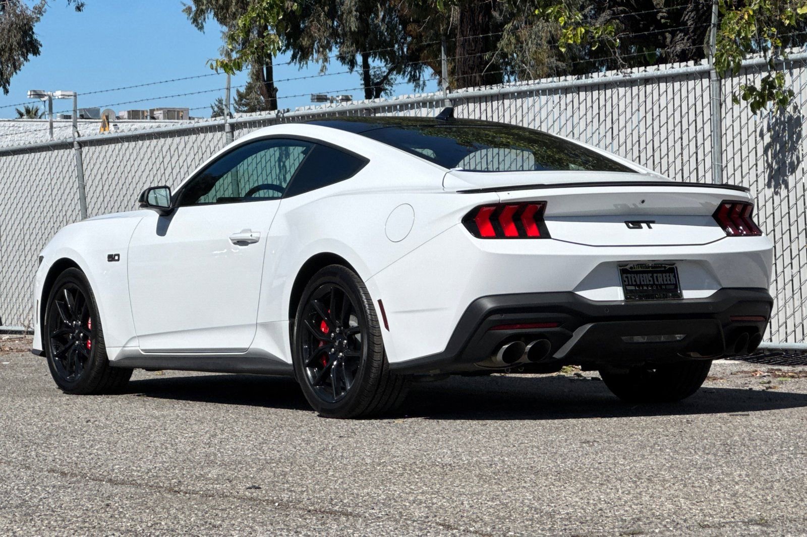 Used 2025 Ford Mustang GT Premium image 6