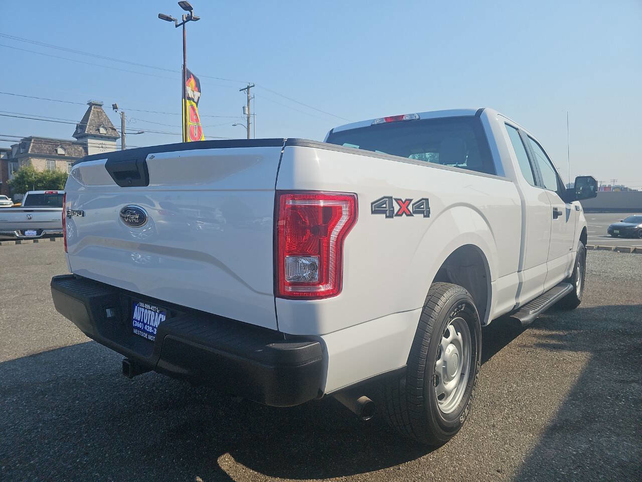 Used 2017 Ford F150 XL w/ Equipment Group 101A Mid image 4