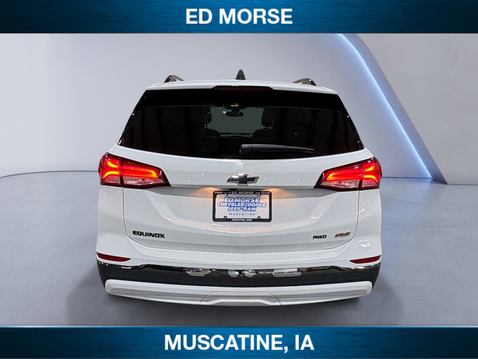 Used 2022 Chevrolet Equinox RS w/ LPO, Floor Liner Package image 4