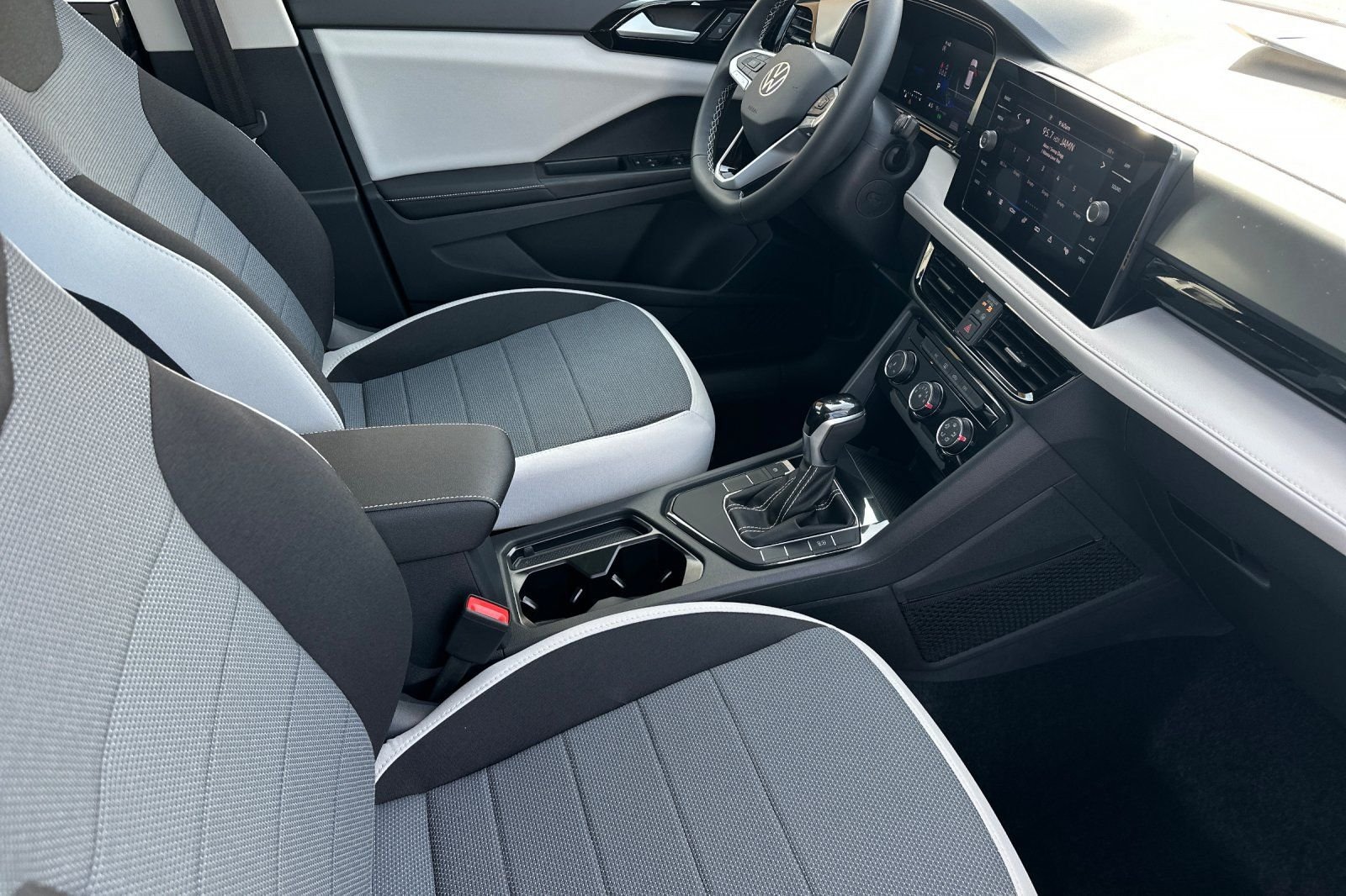 New 2027 Volkswagen Taos S FWD image 16