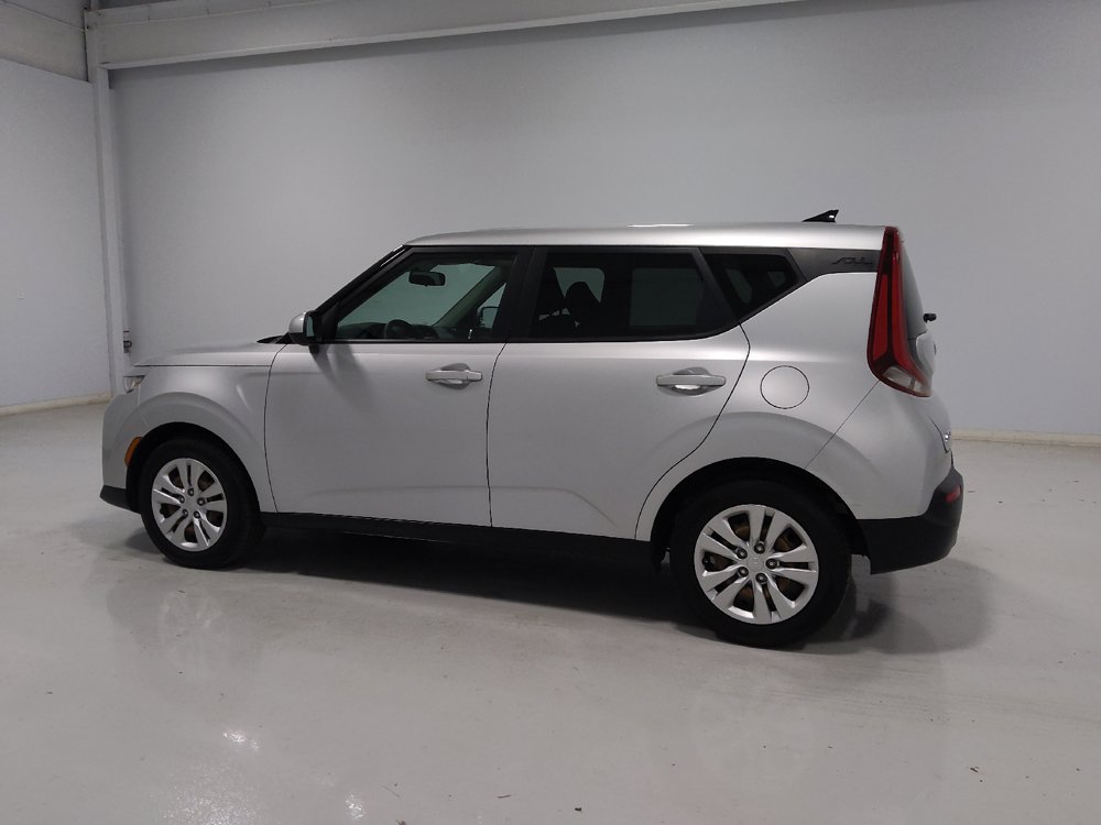 Used 2021 Kia Soul LX FWD image 3