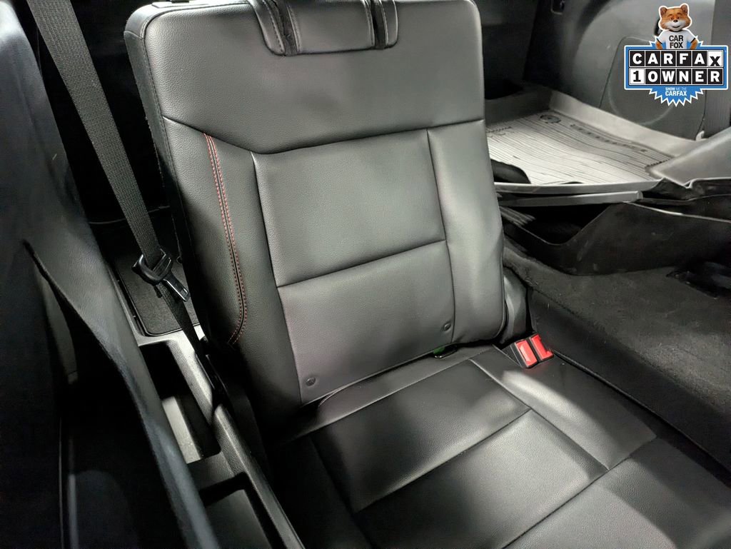 Used 2023 Ford Explorer ST-Line w/ Class IV Trailer Tow Package AWD/4WD image 28