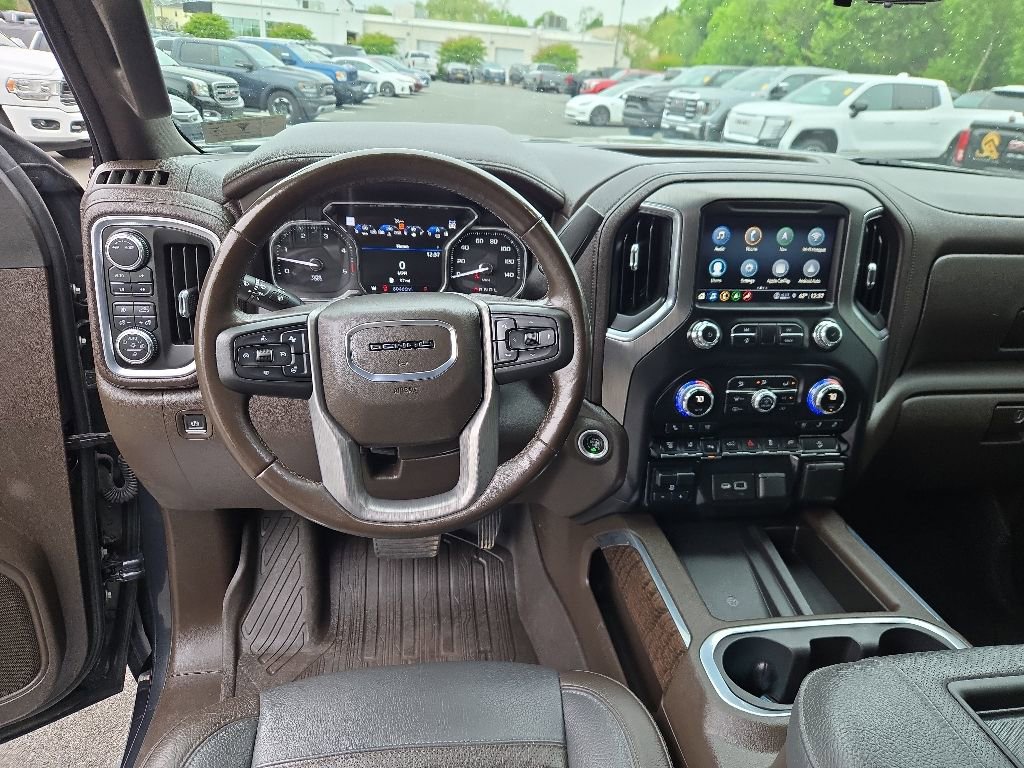 Used 2021 GMC Sierra 2500 Denali w/ Denali Ultimate Package AWD/4WD image 17