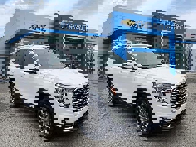 Used 2024 GMC Terrain SLT