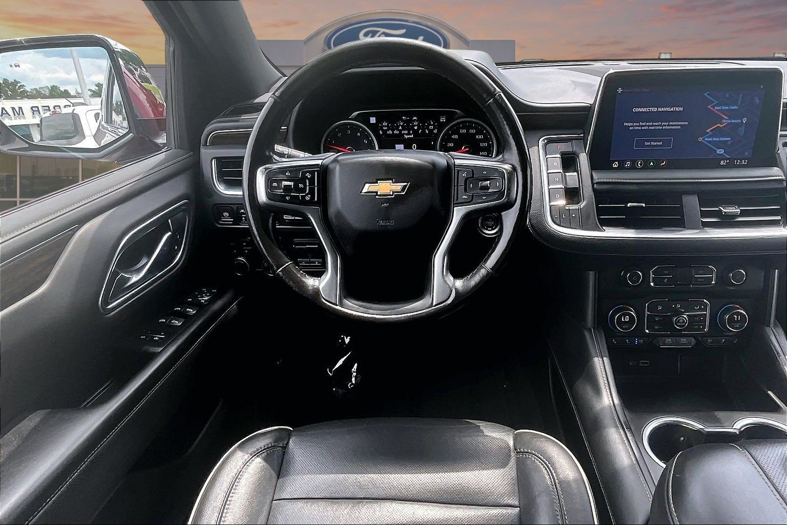 Used 2021 Chevrolet Suburban Premier w/ Premium Package AWD/4WD image 5