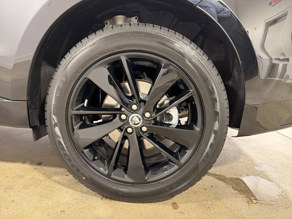 New 2026 Jaguar F-PACE R-Dynamic S image 30