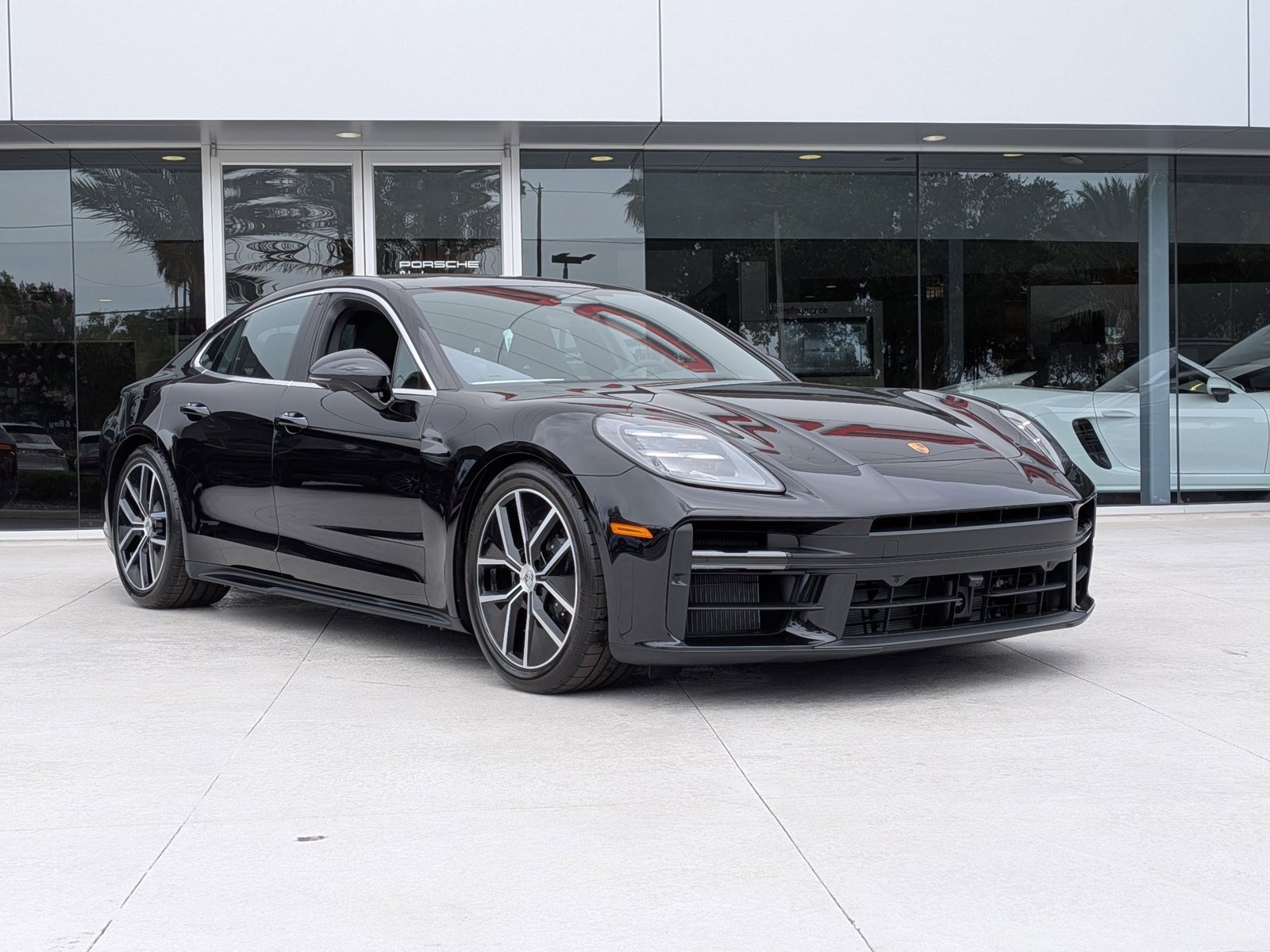 New 2026 Porsche Panamera image 7