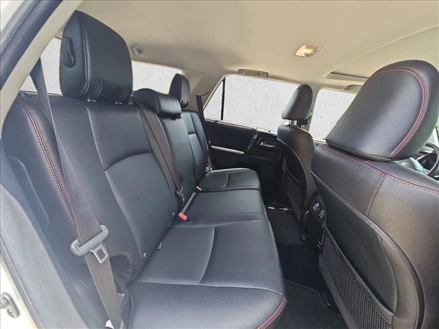 Used 2018 Toyota 4Runner TRD Off-Road Premium AWD/4WD image 19
