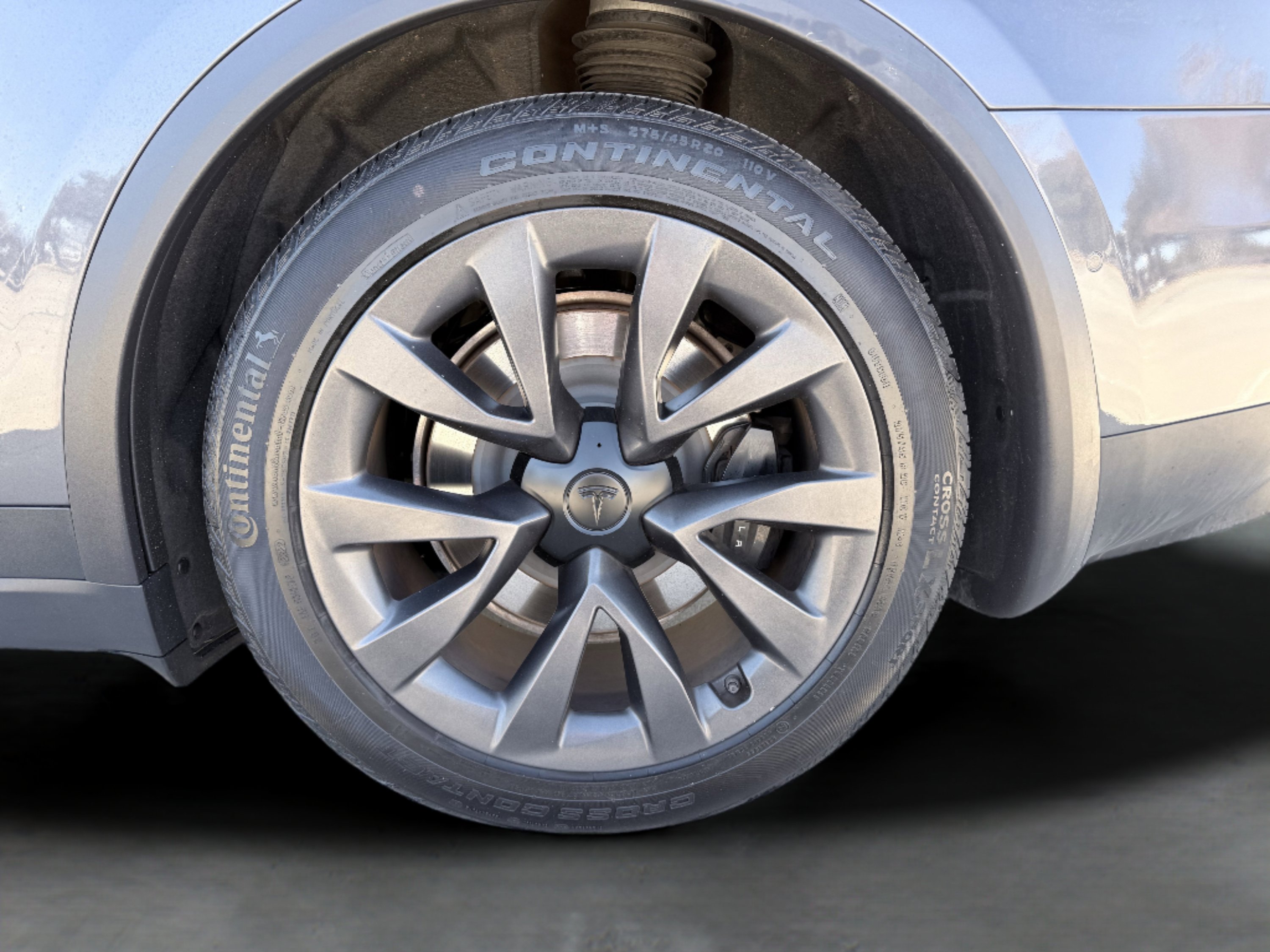 Used 2023 Tesla Model X image 17