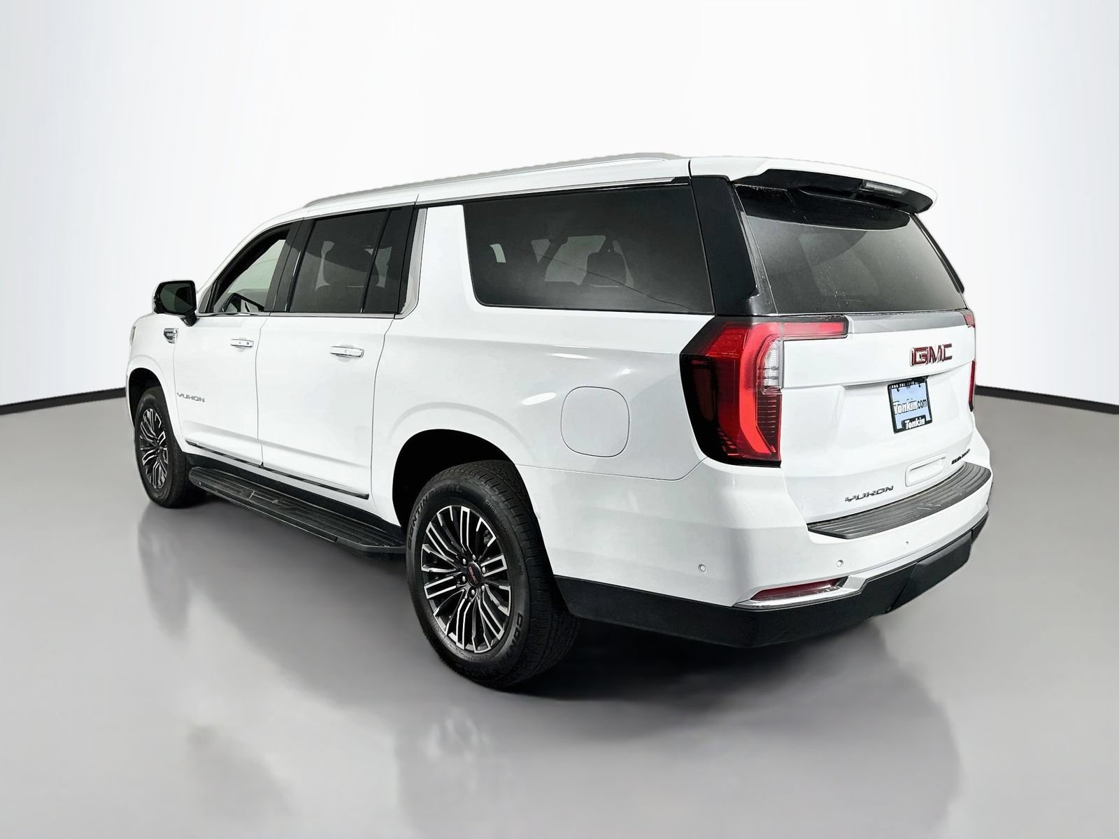 Used 2026 GMC Yukon XL Elevation AWD/4WD image 6