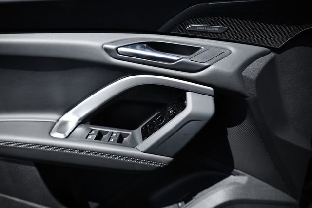 New 2026 Audi Q5 Premium Plus AWD/4WD image 14