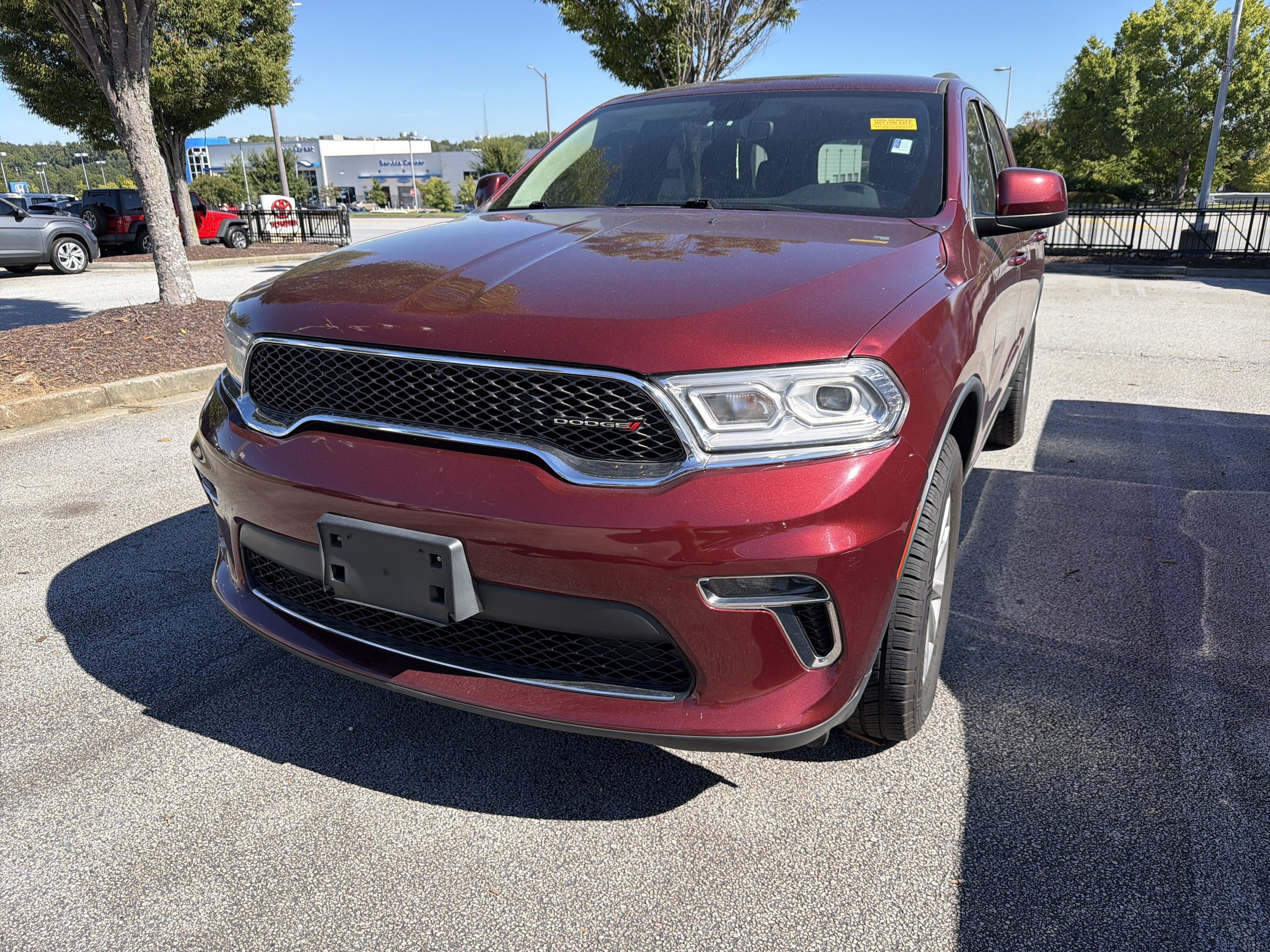 Used 2021 Dodge Durango SXT AWD/4WD image 2