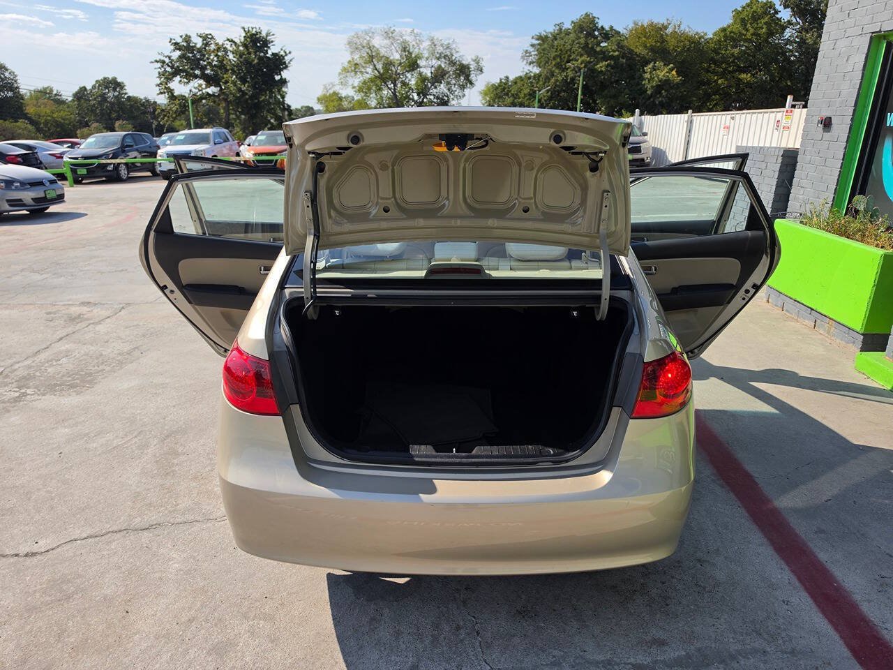 Used 2008 Hyundai Elantra GLS FWD image 24