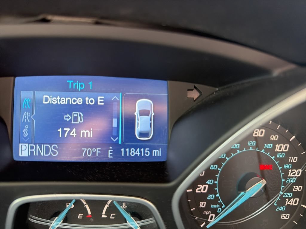 Used 2012 Ford Focus SEL FWD image 9