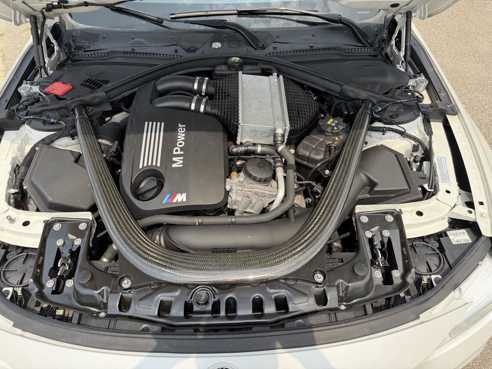 Used 2016 BMW M4 Convertible RWD image 30
